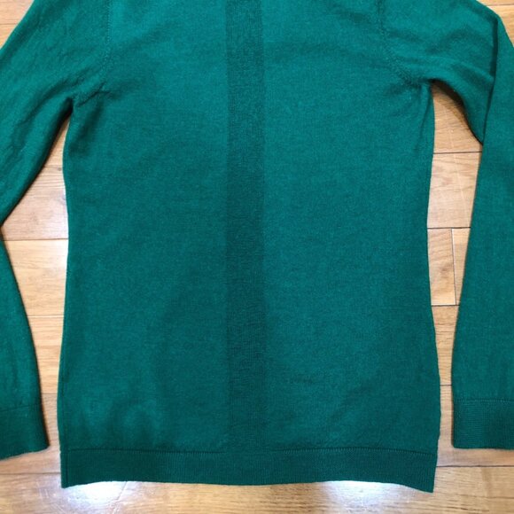Fenn Wright Manson 100% Extrafine Merino Wool Cowl Neck Green Sweater Size M - Picture 3 of 9